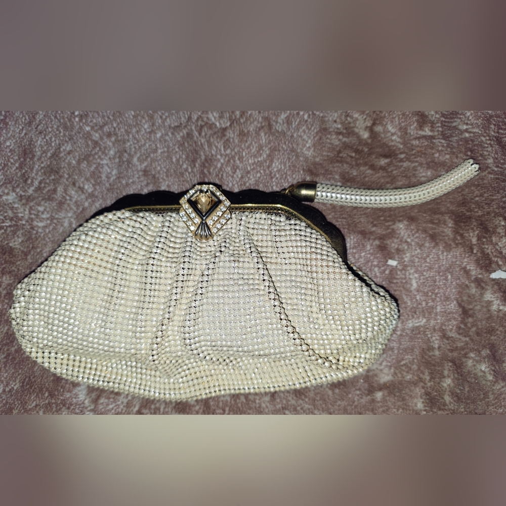 Vintage Elegant Cream Clutch Bag